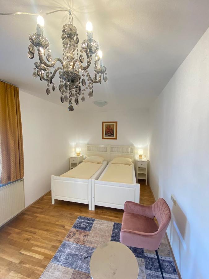 Kunstelj Pension Radovljica Extérieur photo