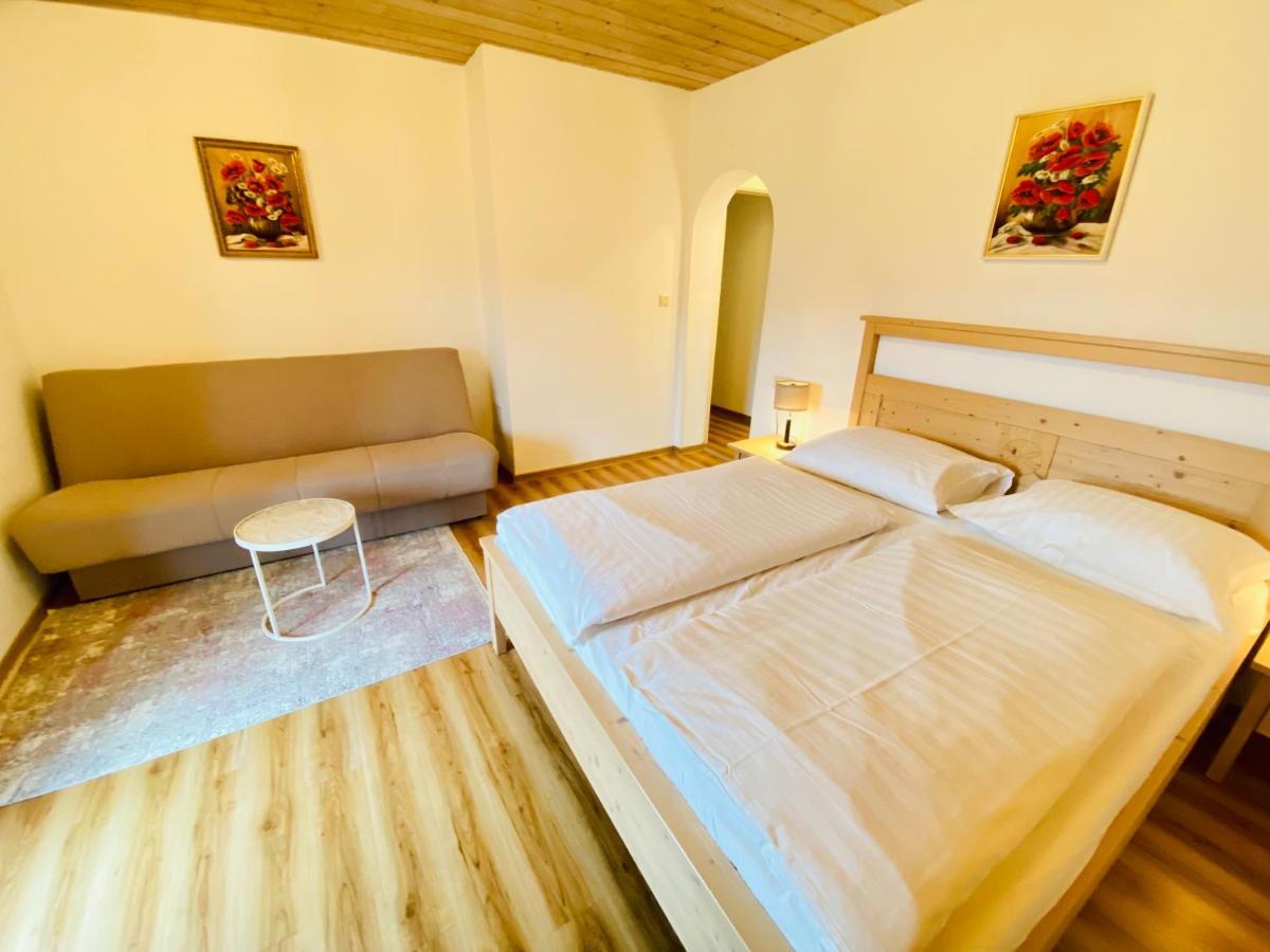 Kunstelj Pension Radovljica Extérieur photo