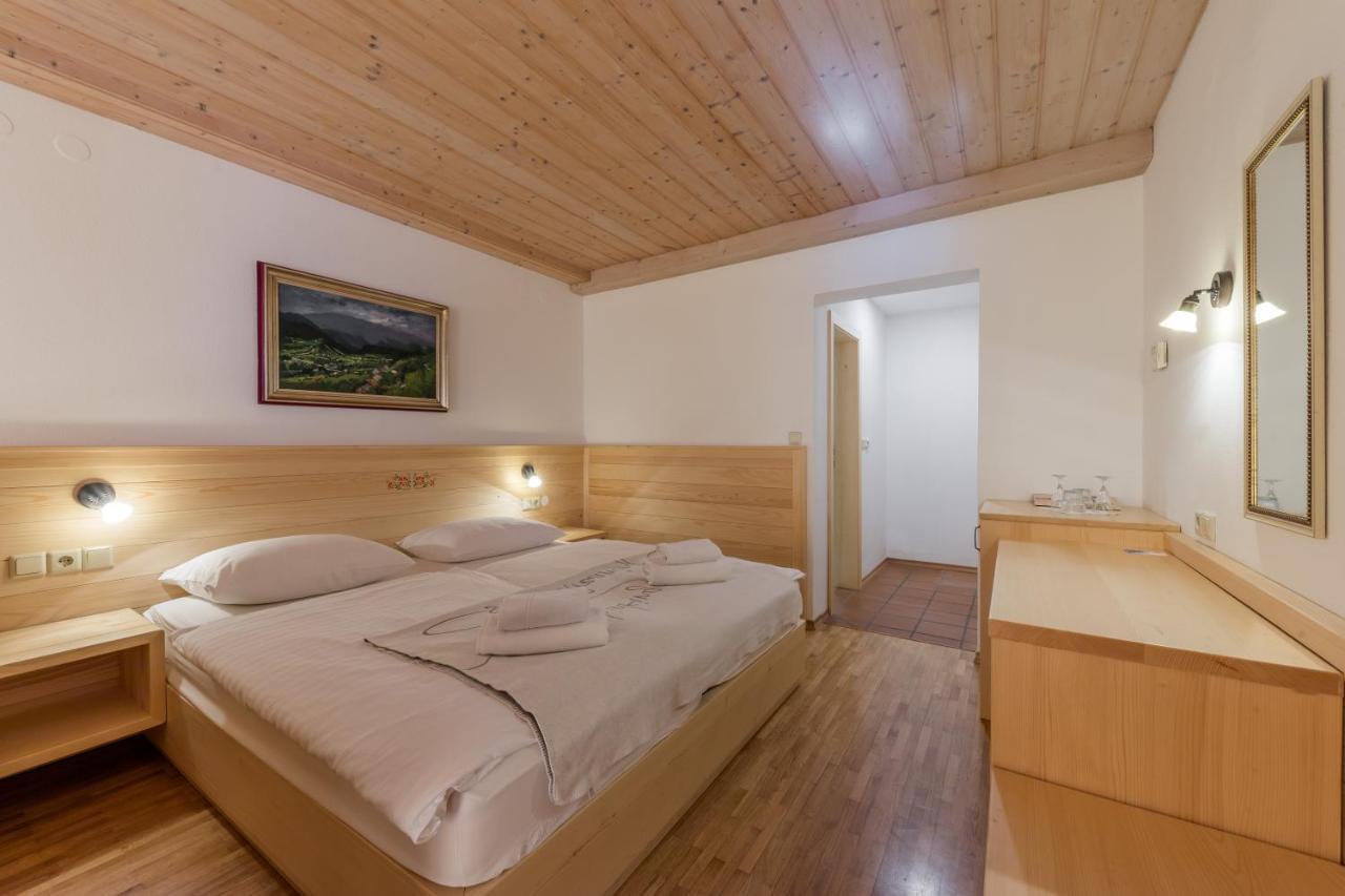 Kunstelj Pension Radovljica Extérieur photo