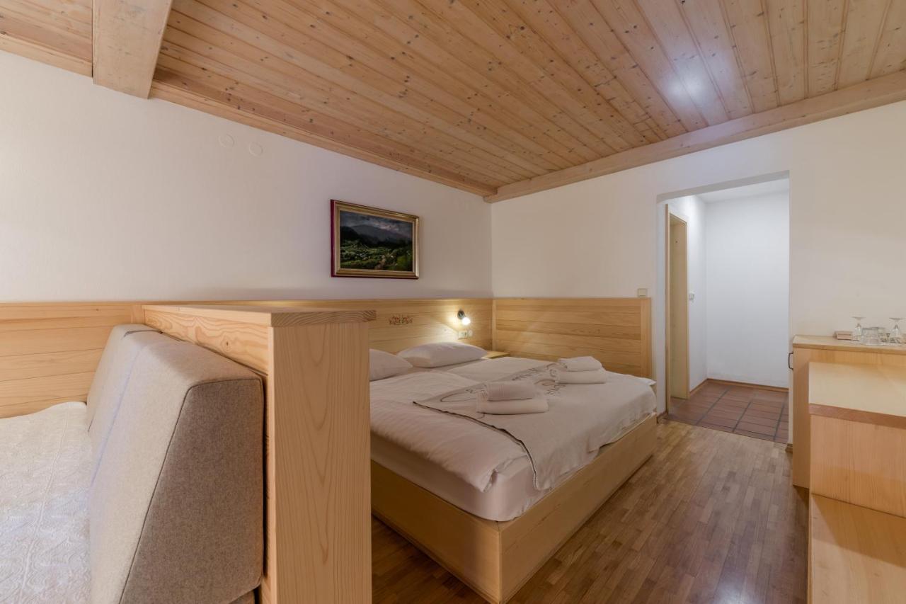 Kunstelj Pension Radovljica Extérieur photo