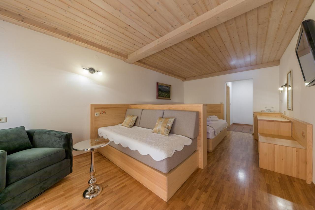 Kunstelj Pension Radovljica Extérieur photo