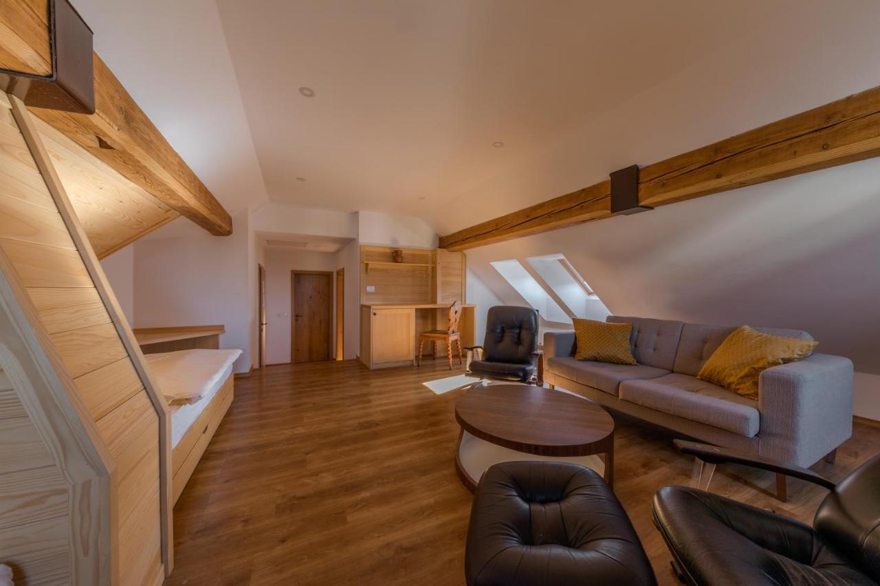 Kunstelj Pension Radovljica Extérieur photo